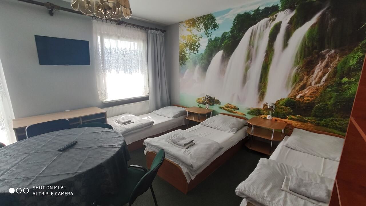 Отель Motel DRABEK Тарновске-Гуры-13